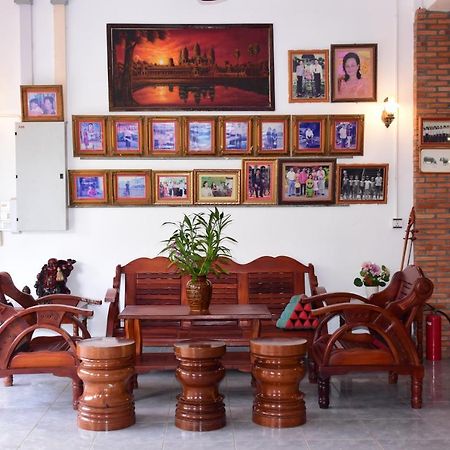 Bou Savy Guesthouse Ciudad de Siem Riep Exterior foto