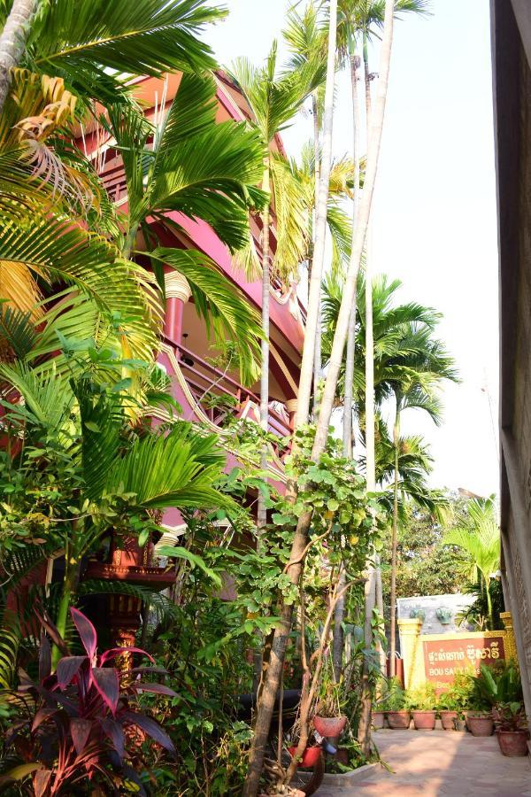 Bou Savy Guesthouse Ciudad de Siem Riep Exterior foto